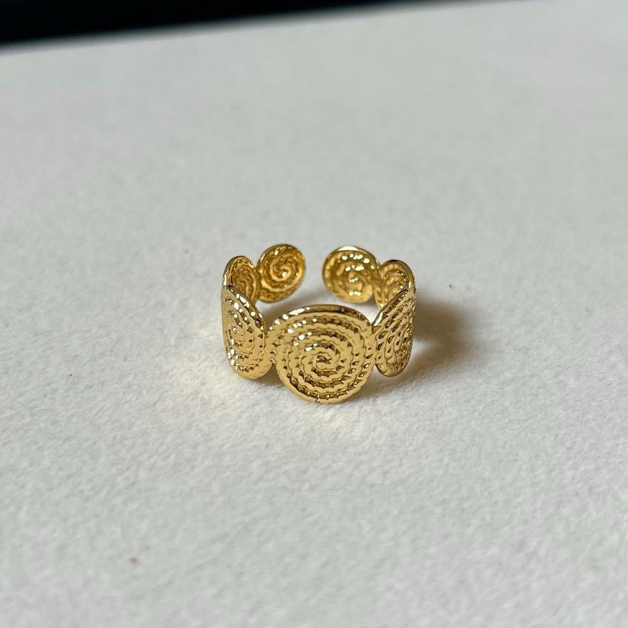 Golden Ring 81
