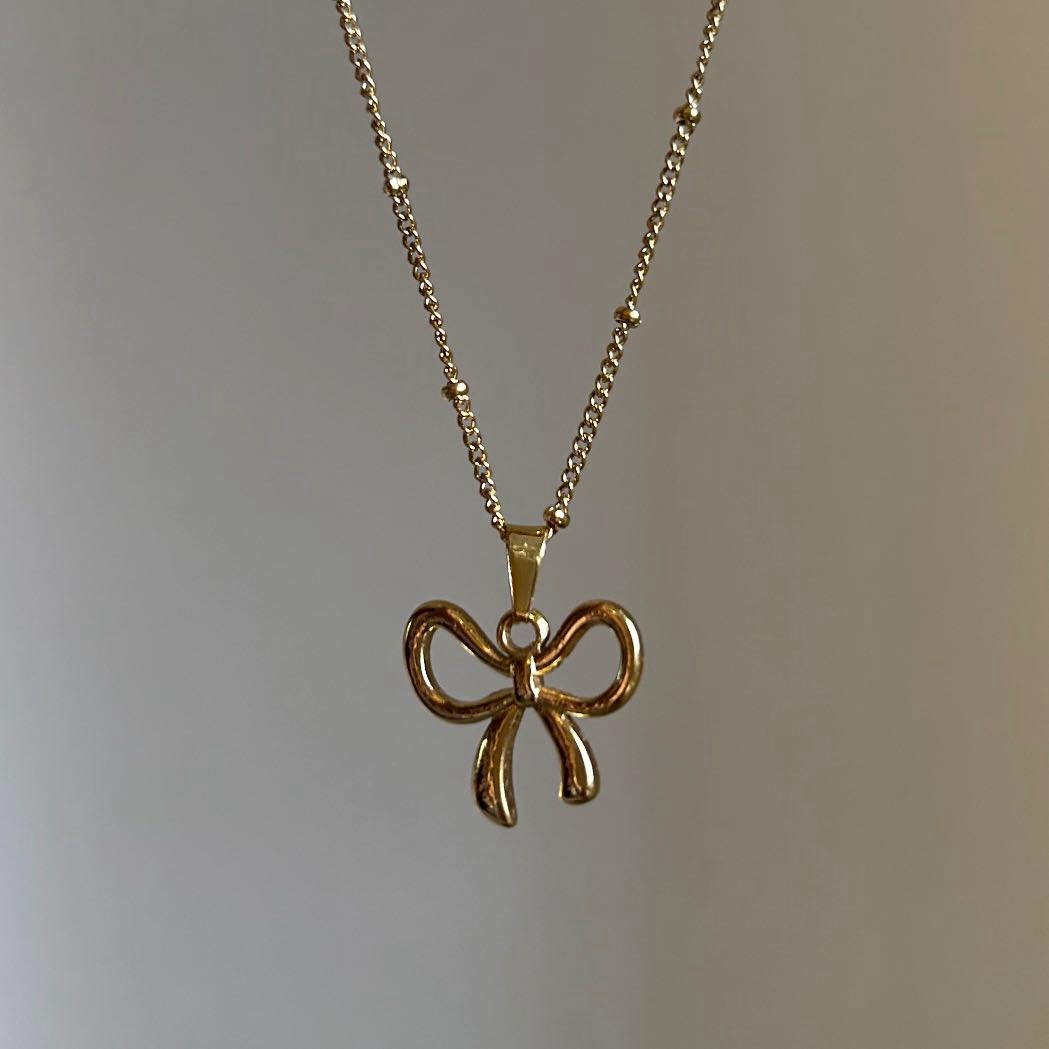 Bow Necklace