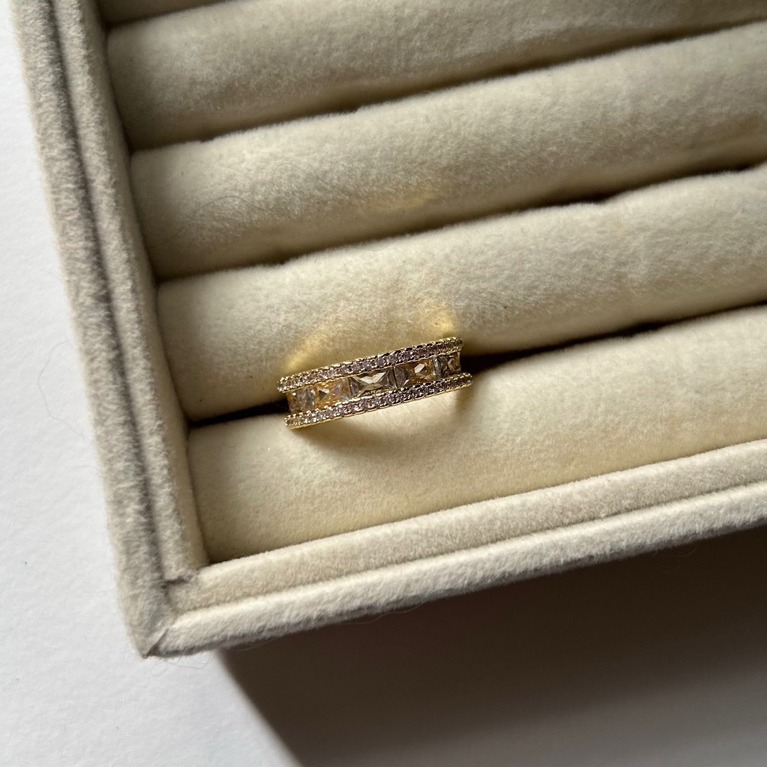 Royale Ring - Adjustable