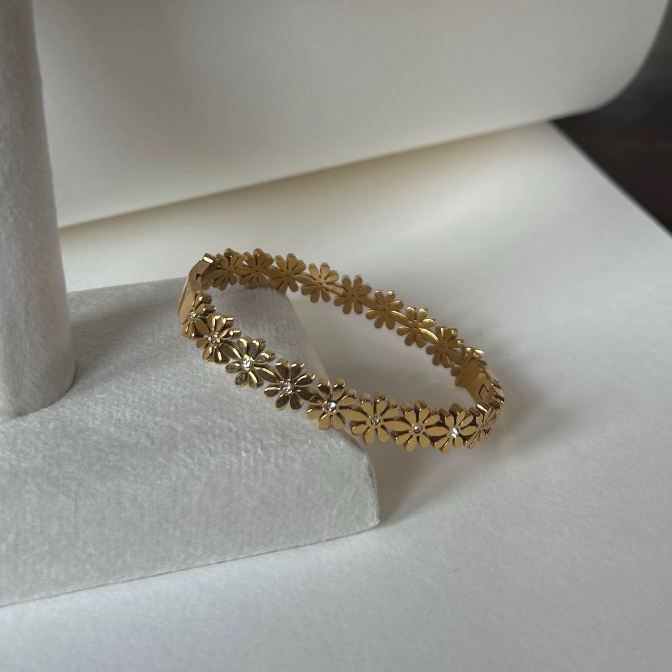 Daisy Bracelet