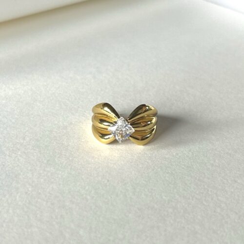 Lily Ring