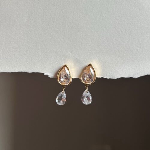 Pear Studs